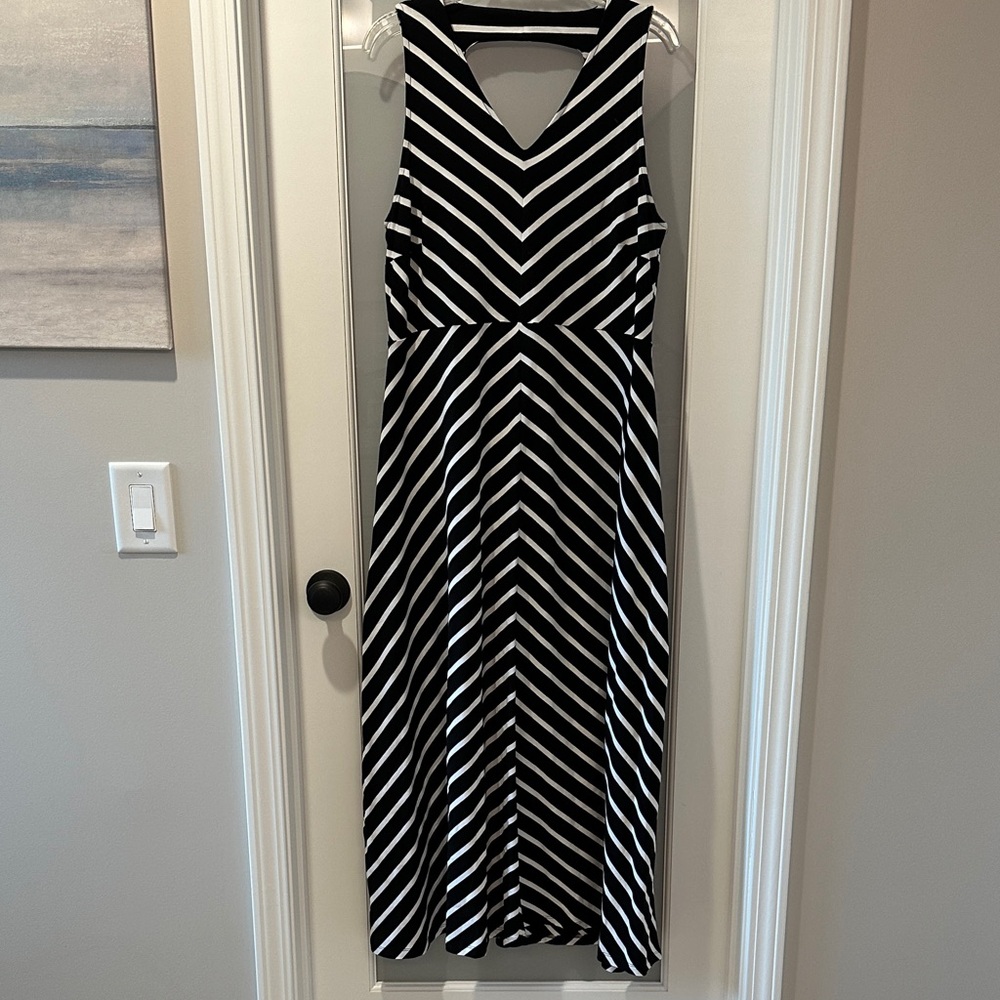 Talbots Black and White Chevron Maxi Dress